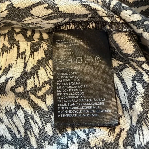 H&M Monochrome Strapless Dress - Picture 2 of 5